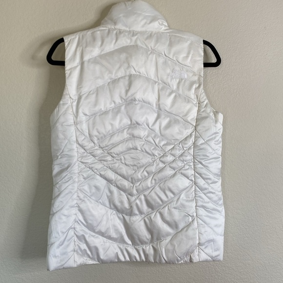 The North Face Aconcagua White down Quilted Vest women’s small - Picture 7 of 7